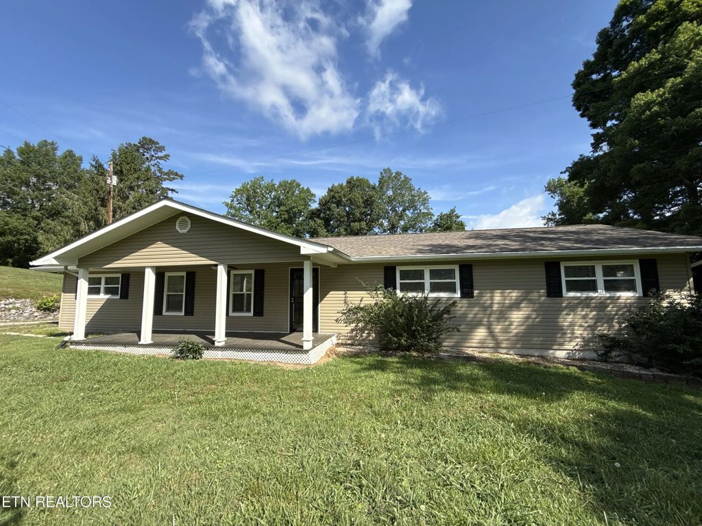 844 Mount Paran Rd, Jacksboro