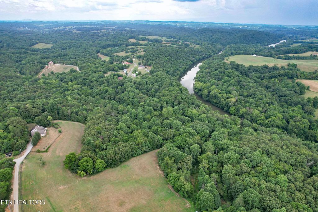 Lots 1 & 2 Pates Hills Rd, Mosheim
