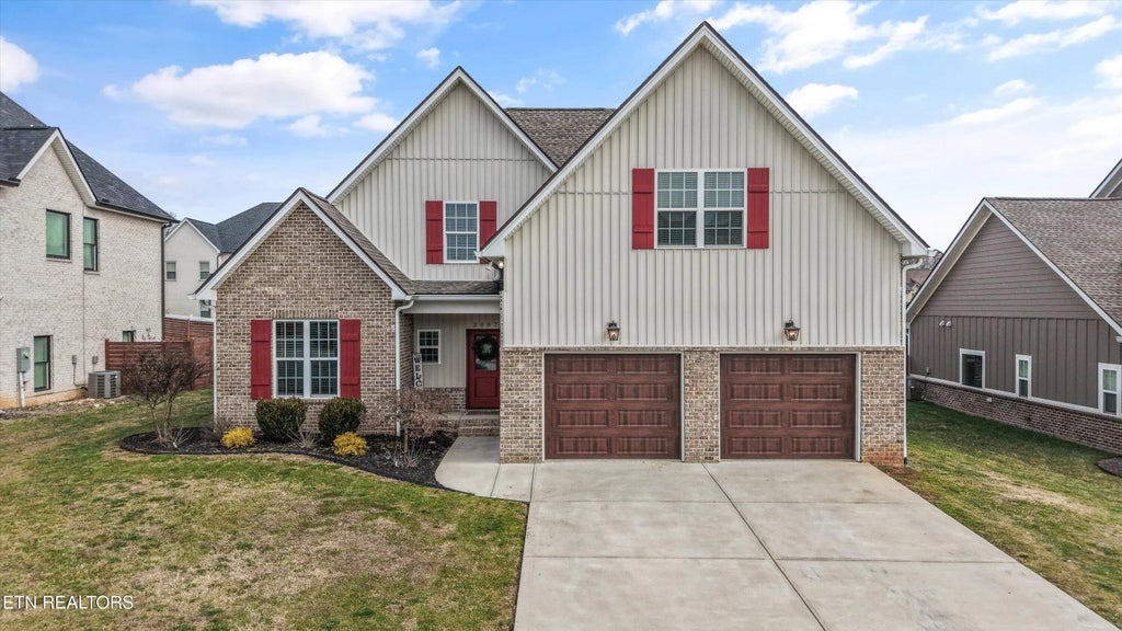 2007 Logan Drive, Maryville
