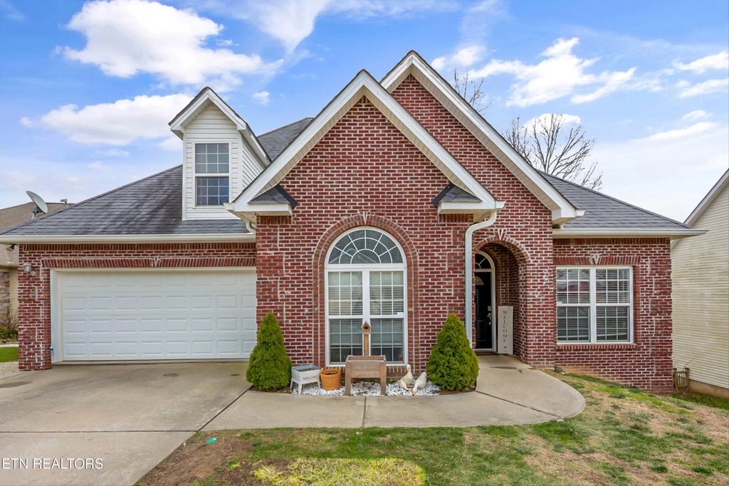 1178 Hillside Lane, Lenoir City