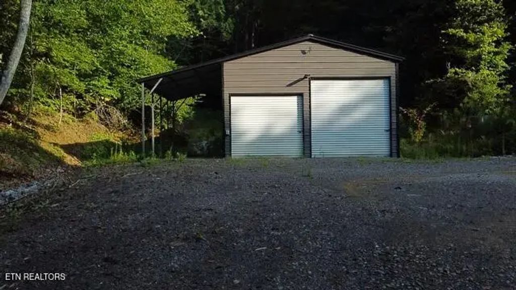 7053 Cooks Hollow Rd, Maryville