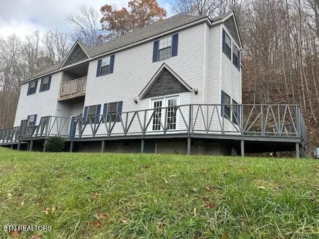 301 Doe's Crossing, Middlesboro