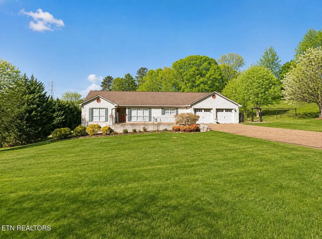 1209 Andes Rd, Knoxville