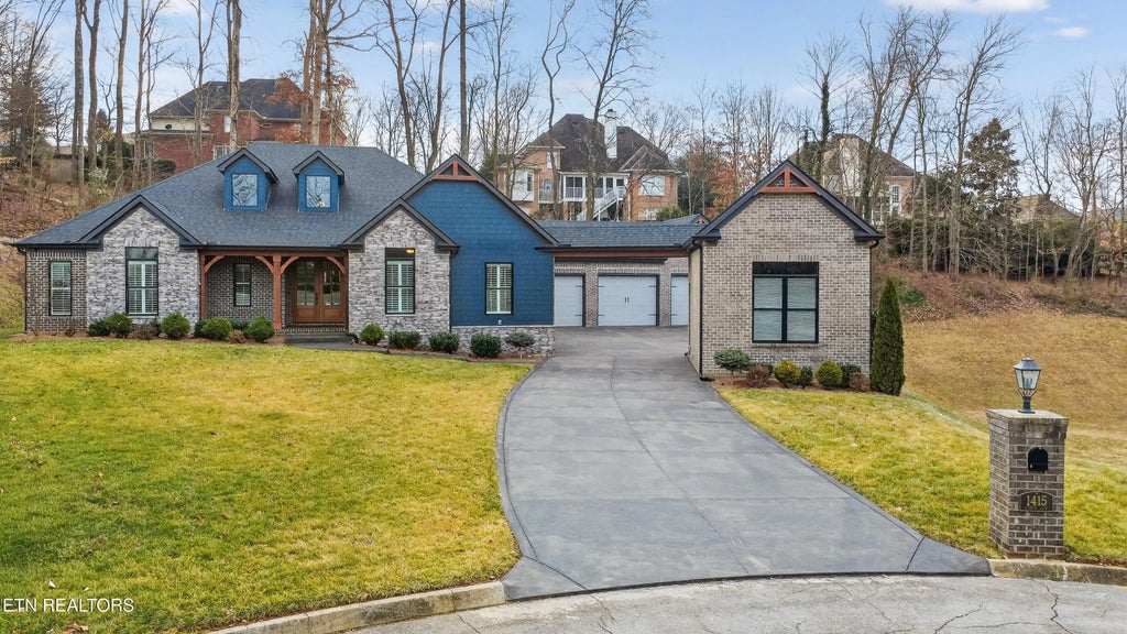 1415 Lismore Lane, Knoxville