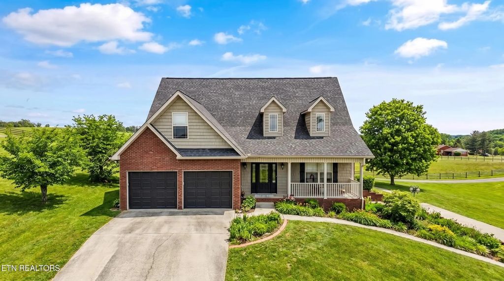 1484 Windfield Drive, Morristown