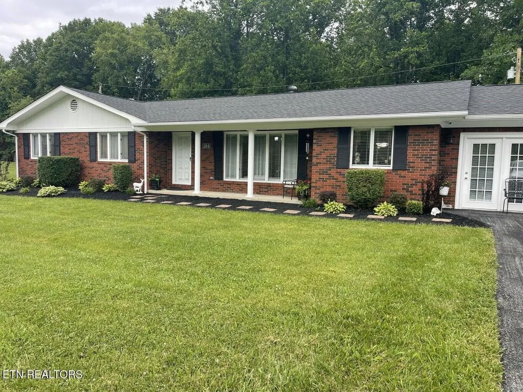 184 Osborne Rd, Pineville