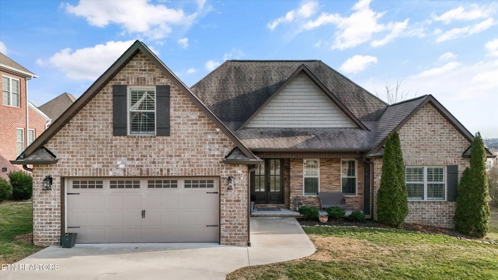 243 Zane Lane, Lenoir City