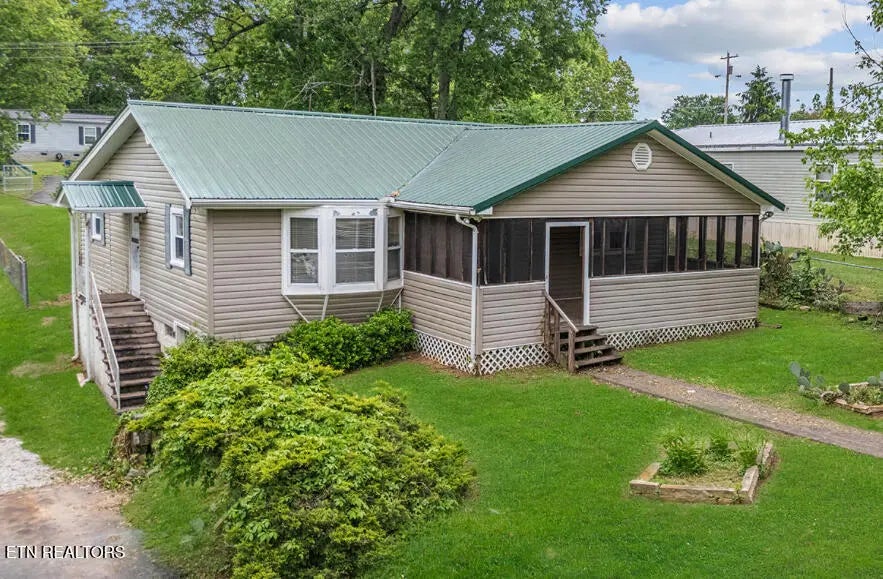 709 N A St, Lenoir City