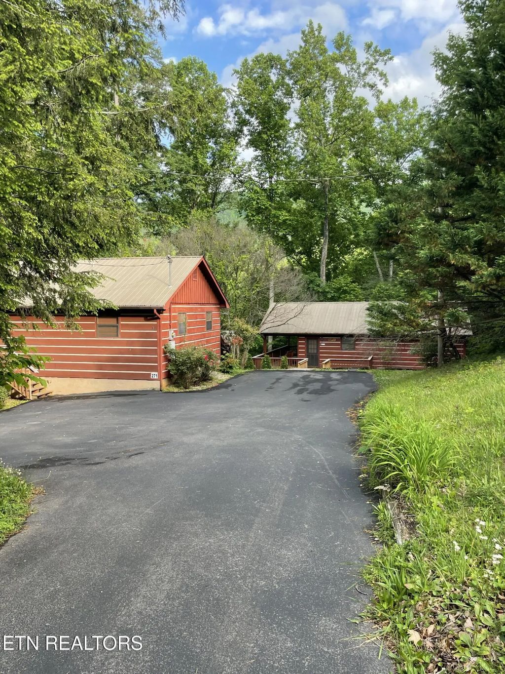 271 Majestic View Way, Cosby