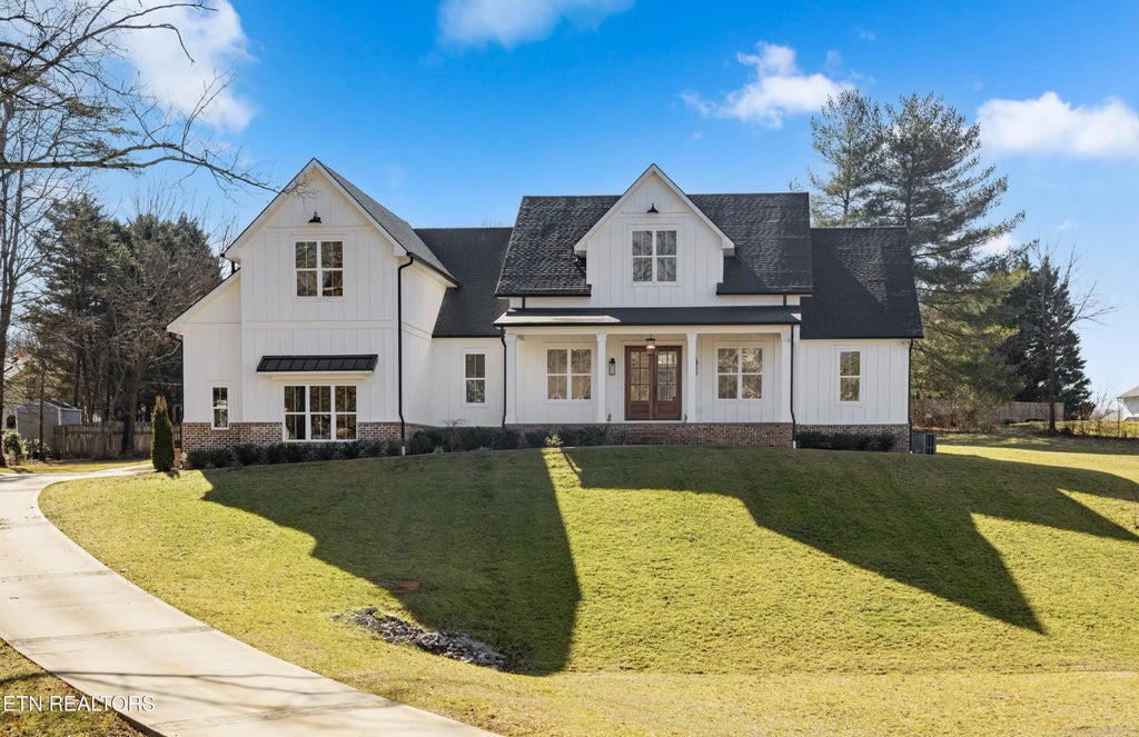 8418 S Northshore Drive, Knoxville