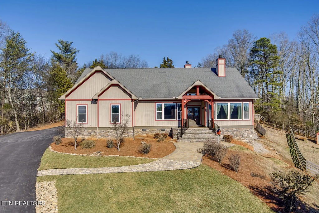 2001 Beals Chapel Rd, Lenoir City