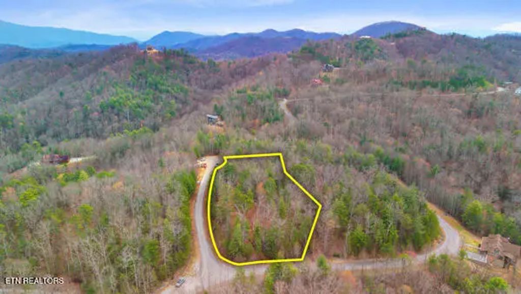 514 Percussion Court, Walland