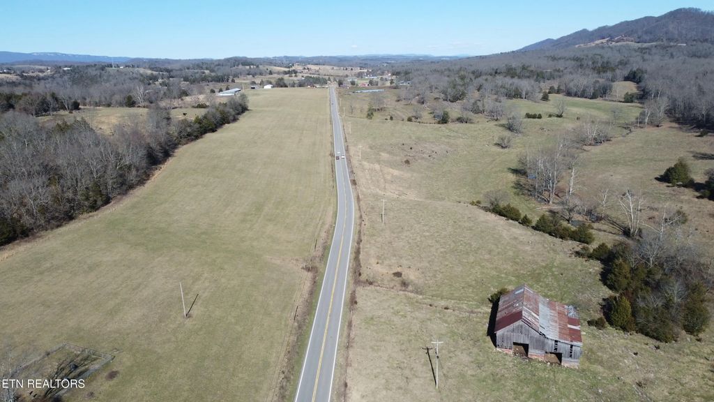 2645 Cedar Fork Rd, Tazewell