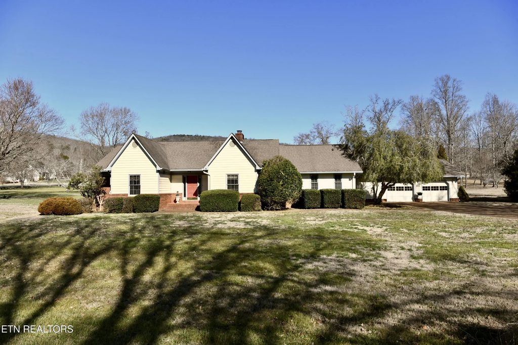 432 Dayco Drive, Dayton