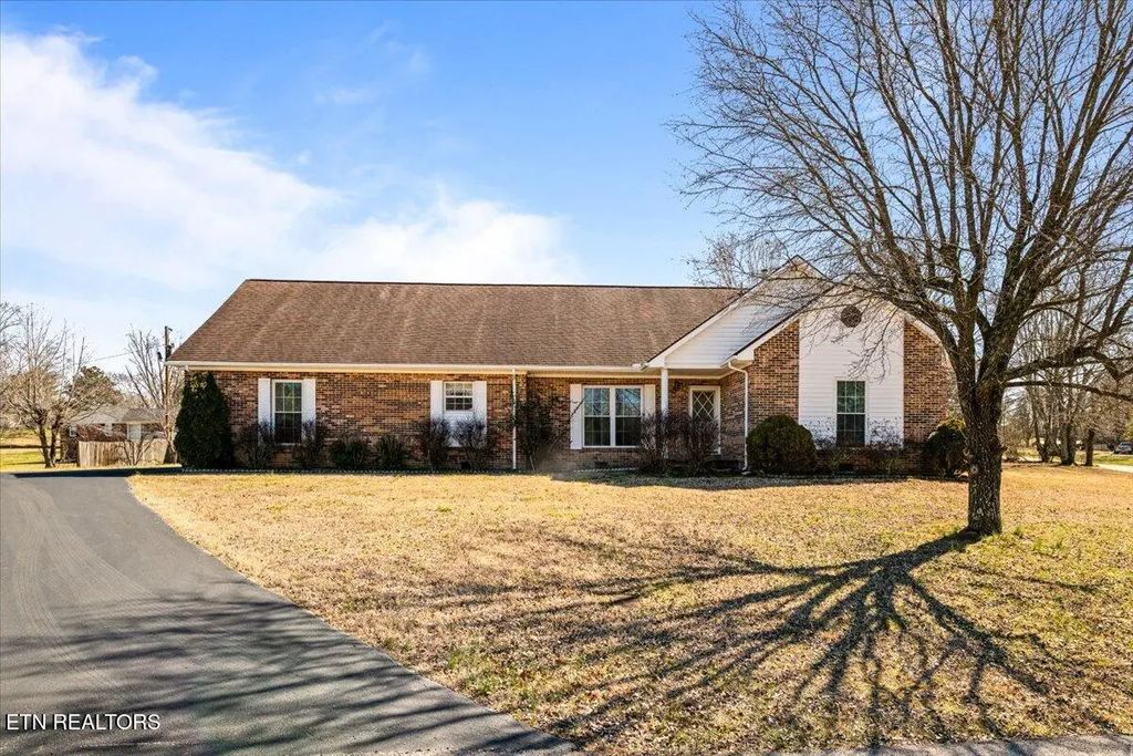 154 Scarlett Drive, LaFollette
