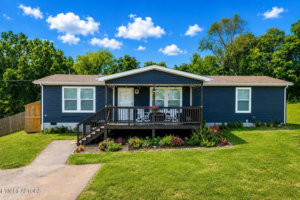 4434 Anna Maria, Strawberry Plains