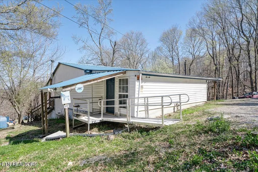 618 Old Baker Mtn Rd, Spencer