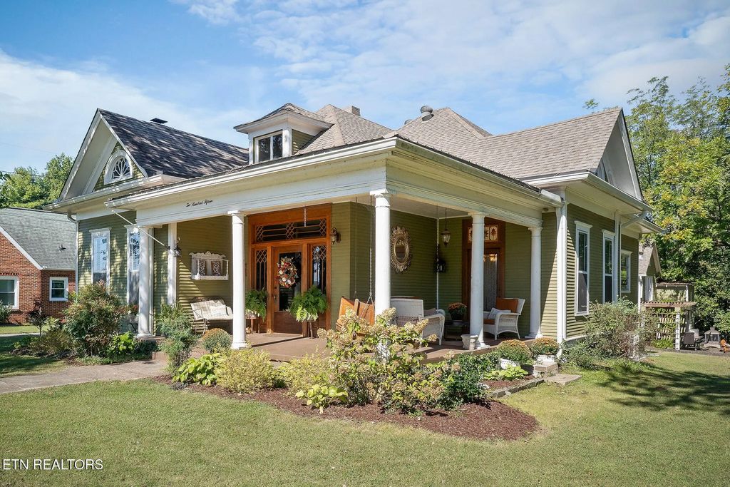 215 W Sparta St, McMinnville