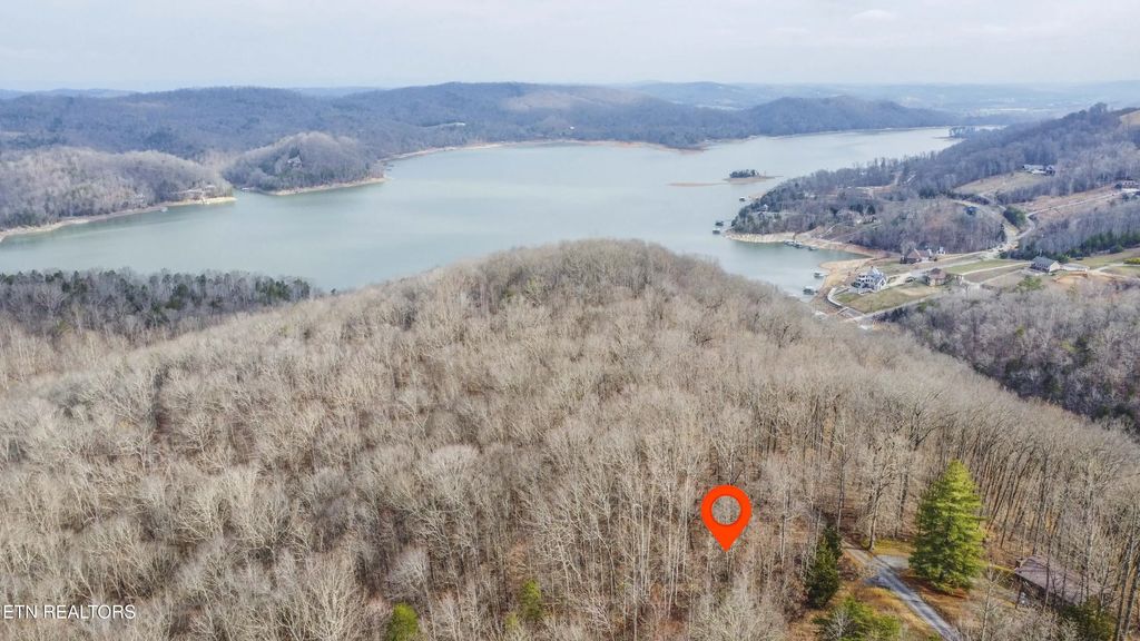 Meandering Circle, Maynardville