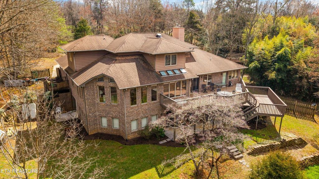 3031 Shadow Brook Drive, Maryville