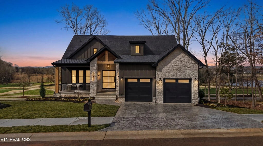 758 Blackrock Run, Loudon