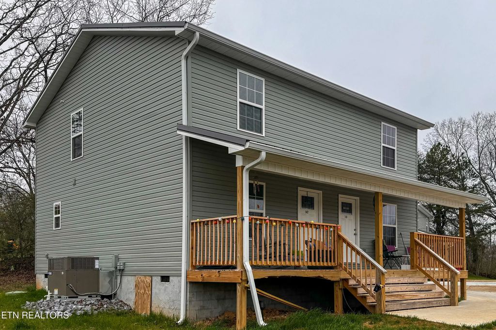 147/149 Oak Street, Athens