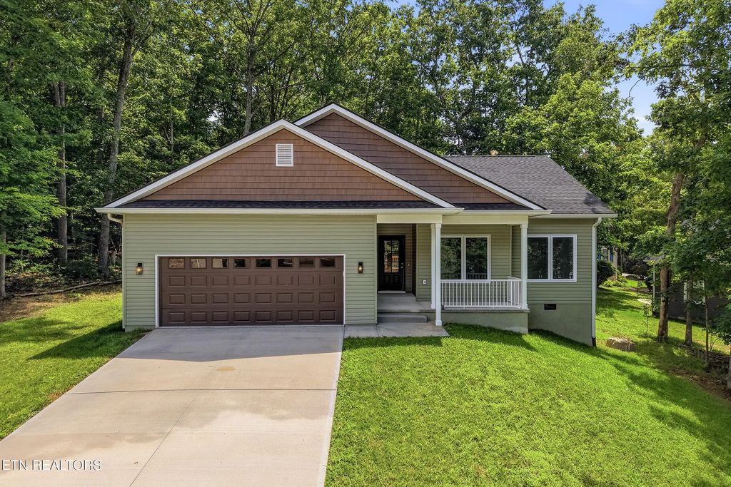123 Lakewood Drive, Crossville