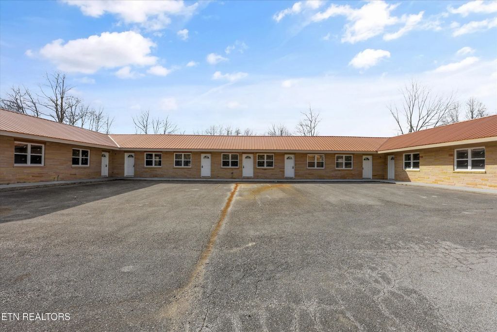 8203 Morgan County Hwy Hwy, Sunbright