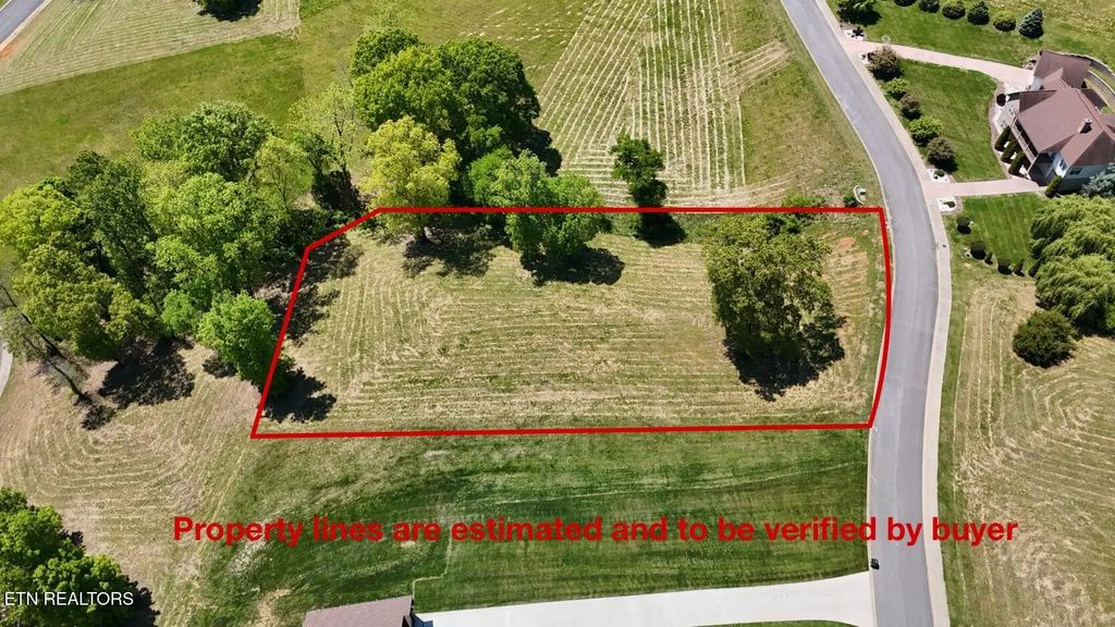 2414 Starboard Crest Rd, Morristown