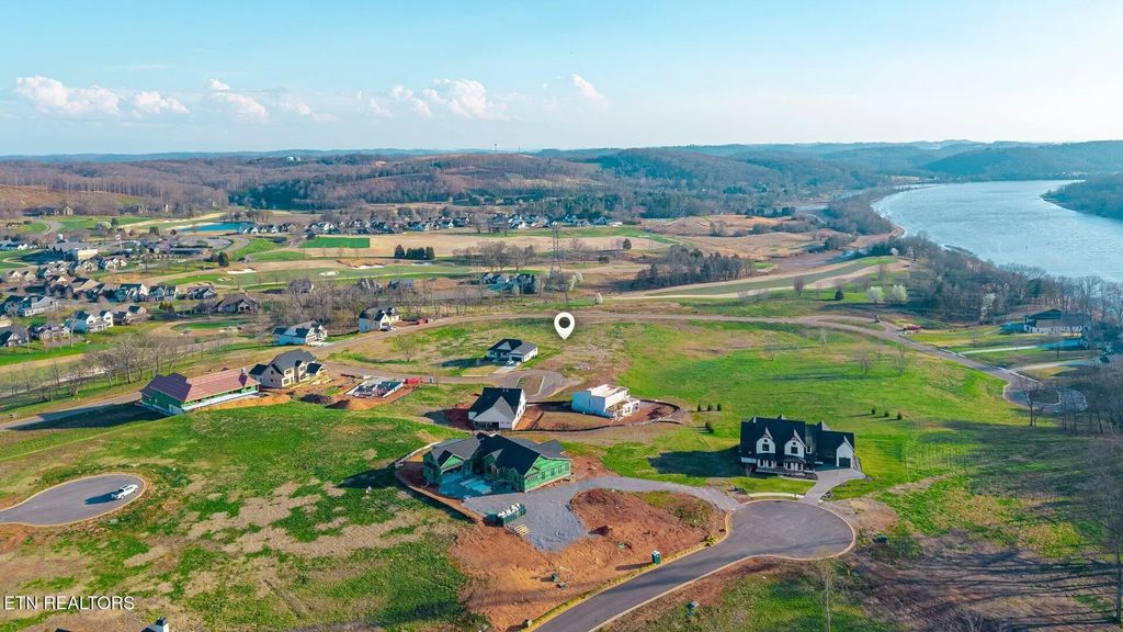 145 Purple Iris Place, Loudon