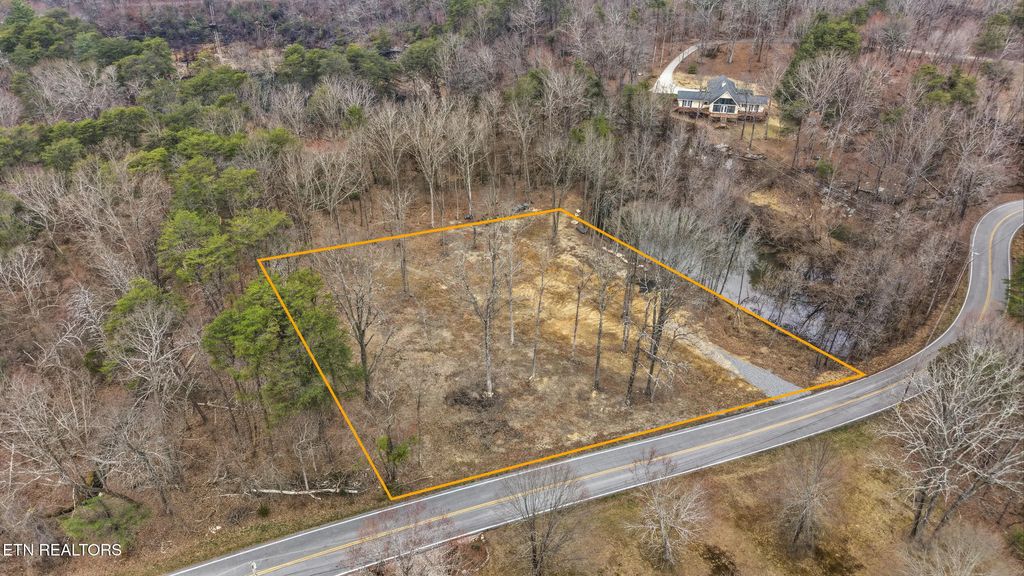 8627 Brow Lake Rd, Soddy-Daisy