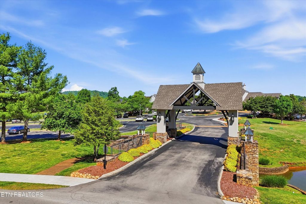 261 White Swan Drive, Vonore