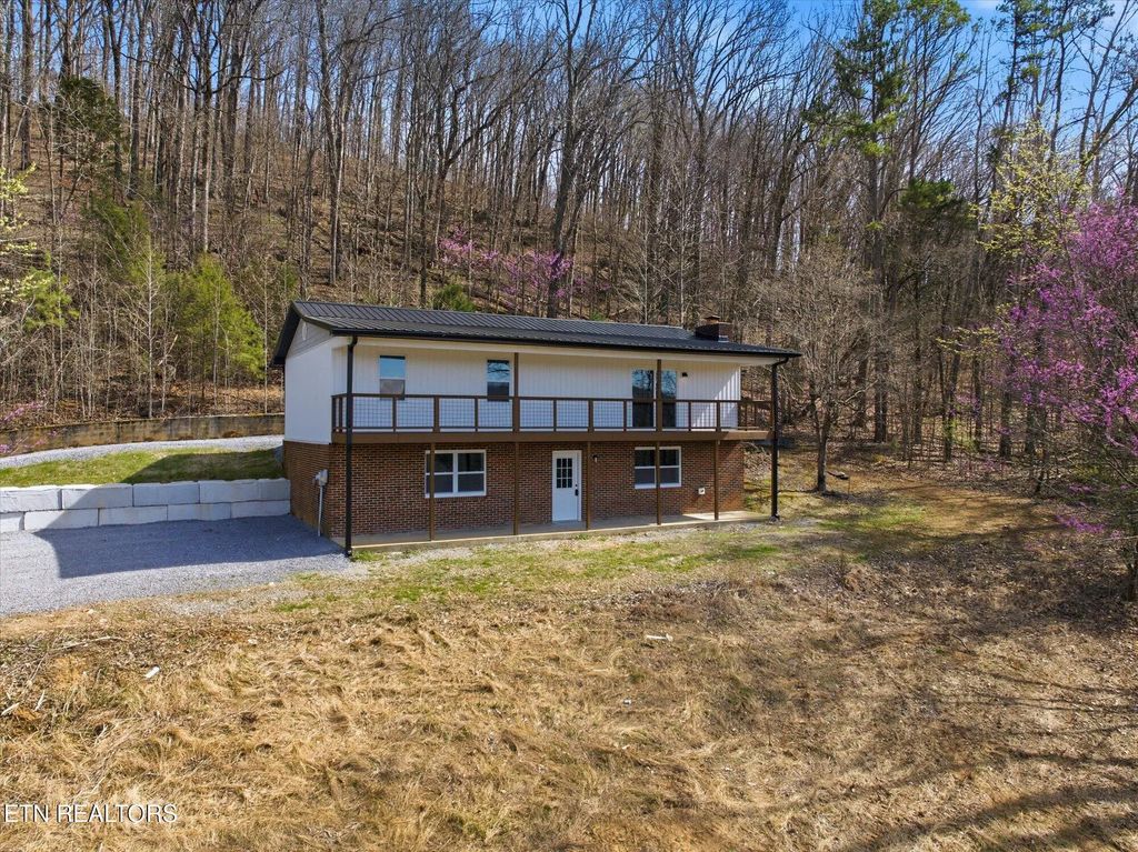 141 County Road 112 Rd, Athens