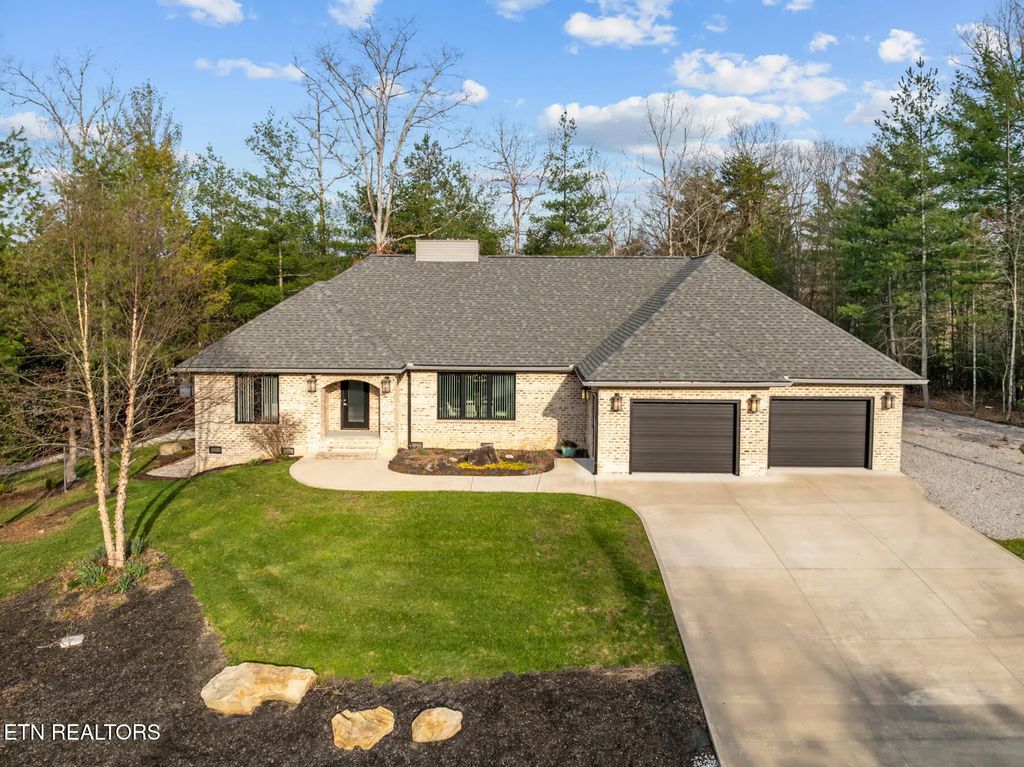 194 Forest View Drive, Crossville