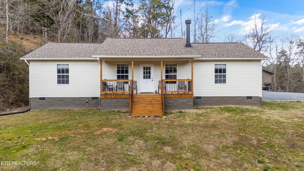 393 Lane Hollow Rd, Sevierville