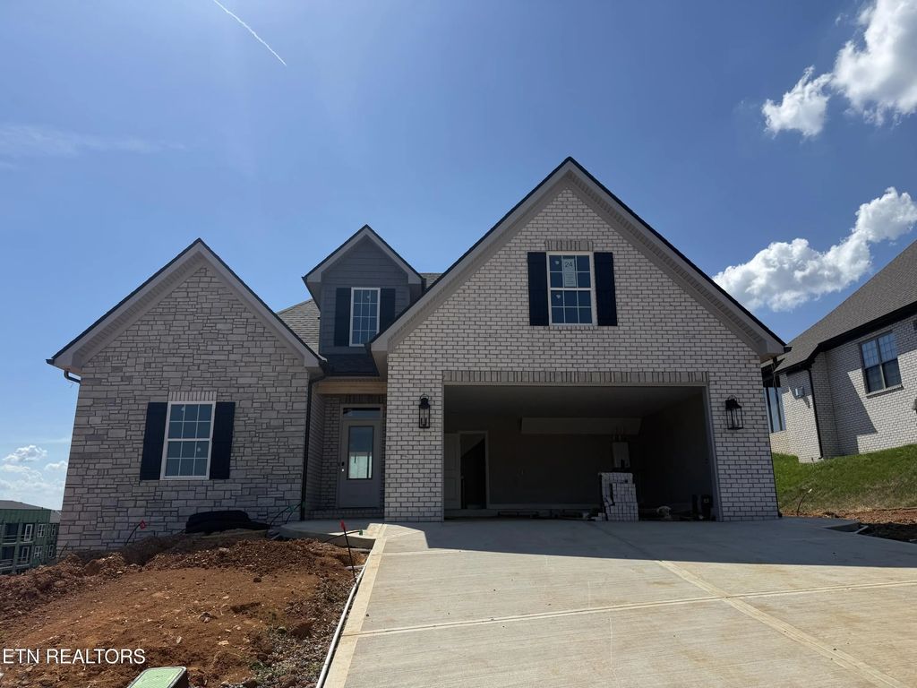 321 French Vineyard Lane, Knoxville