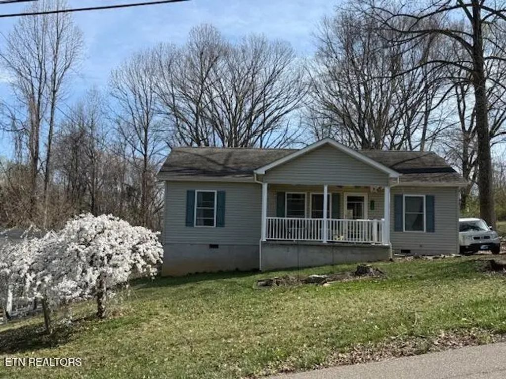 1108 N Barton St, Johnson City