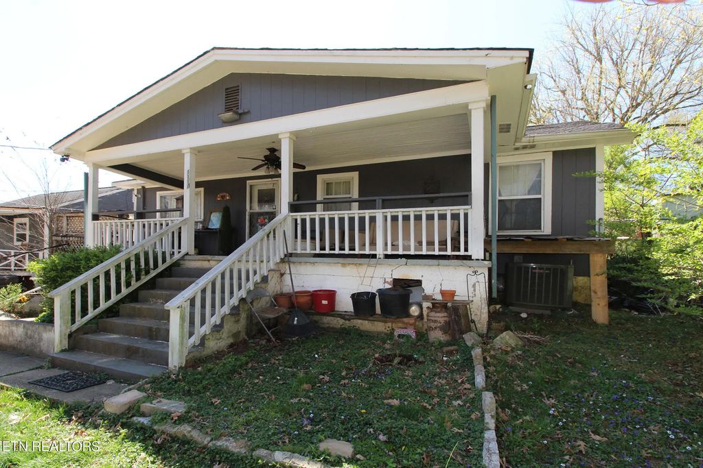 1113 Yellowstone Rd, Knoxville