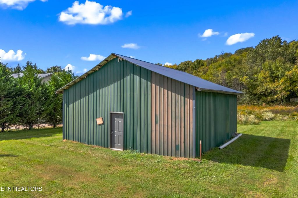 465 Livingston Rd, Bean Station