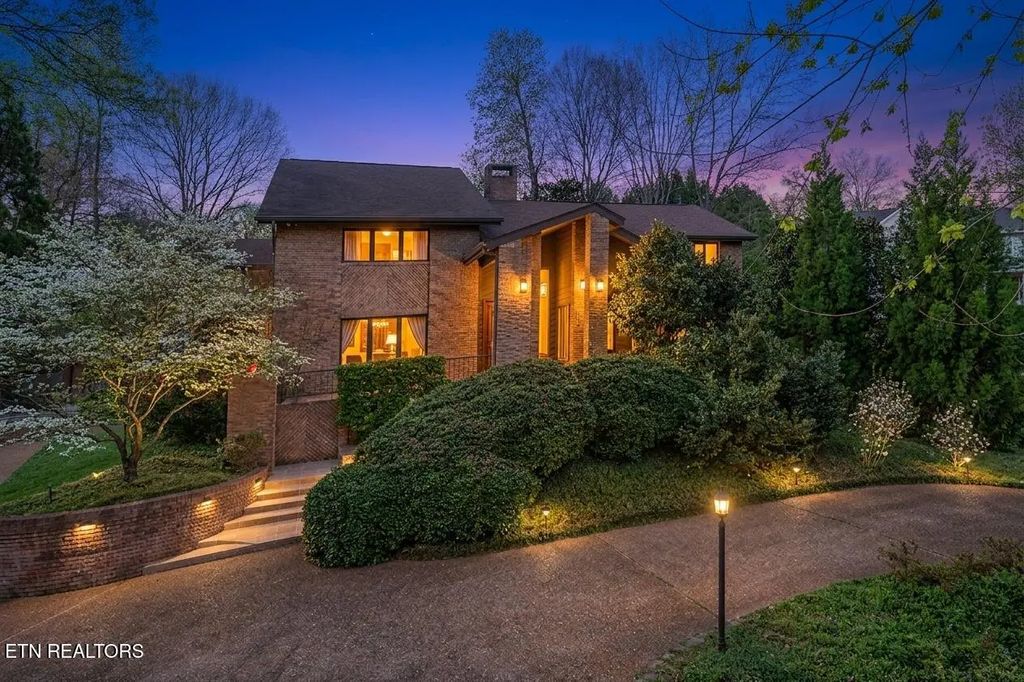 667 Kenesaw Ave, Knoxville