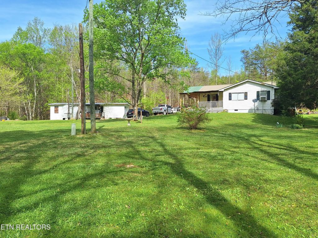 180 Walker Rd, Tellico Plains