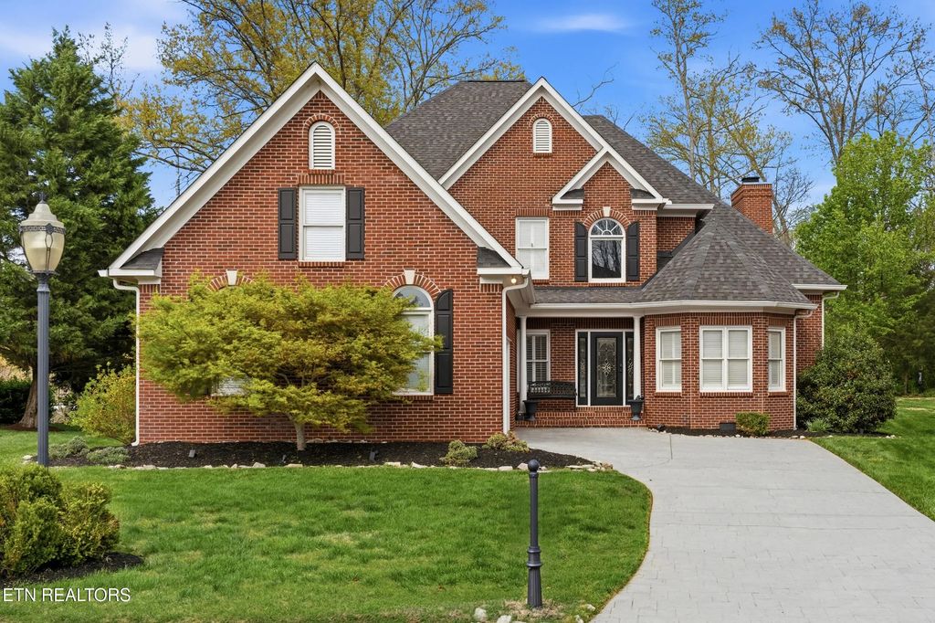 9830 Giverny Circle, Knoxville