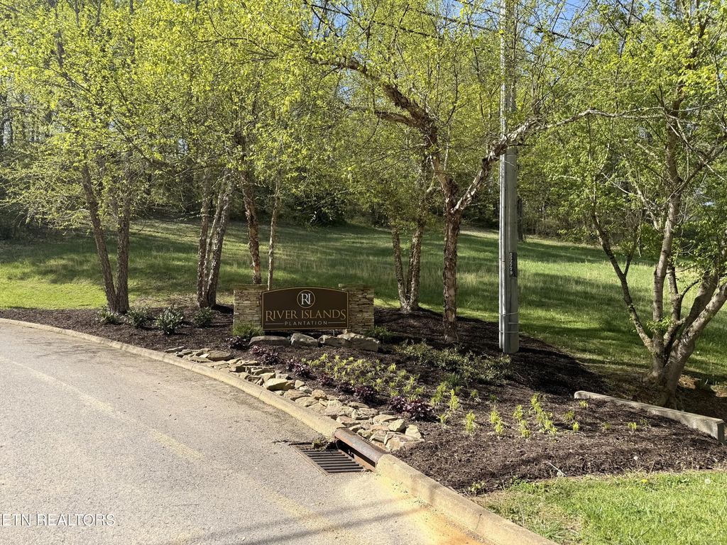 2601 Clyde Ed Rd, Kodak