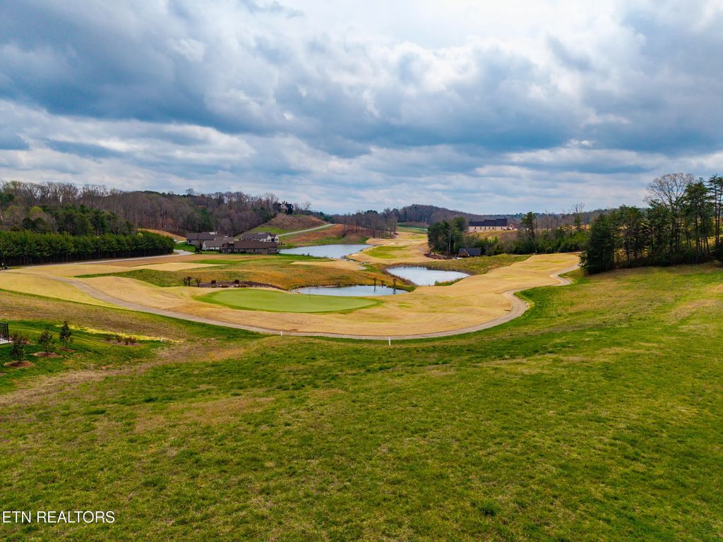 865 Navigator Drive, Lenoir City