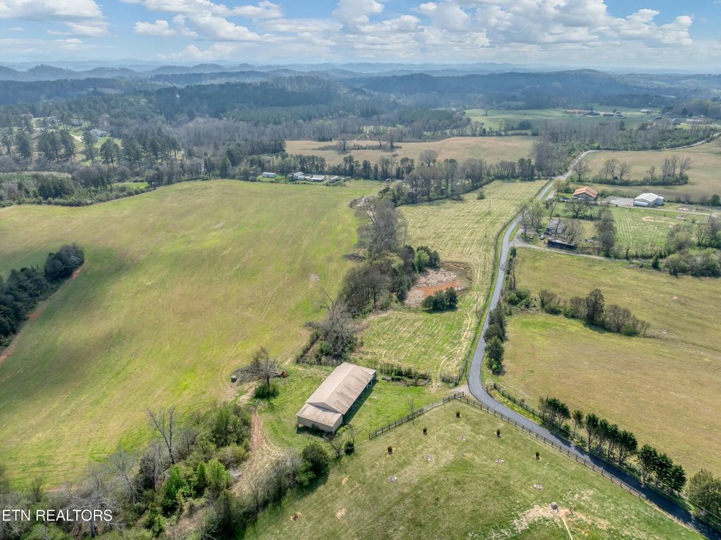 1220 Floyd Walker Rd #1, Maryville