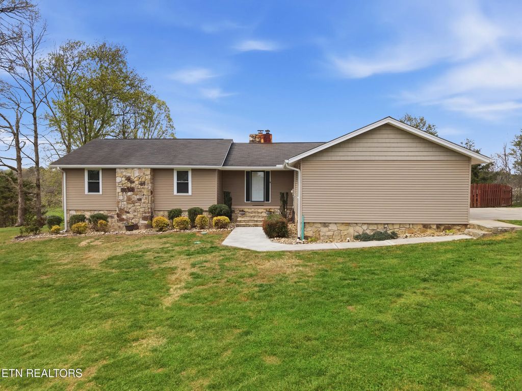 127 Evans Rd, Greenback