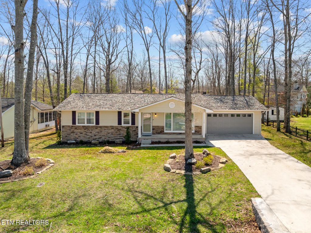 156 Dovenshire Drive, Fairfield Glade