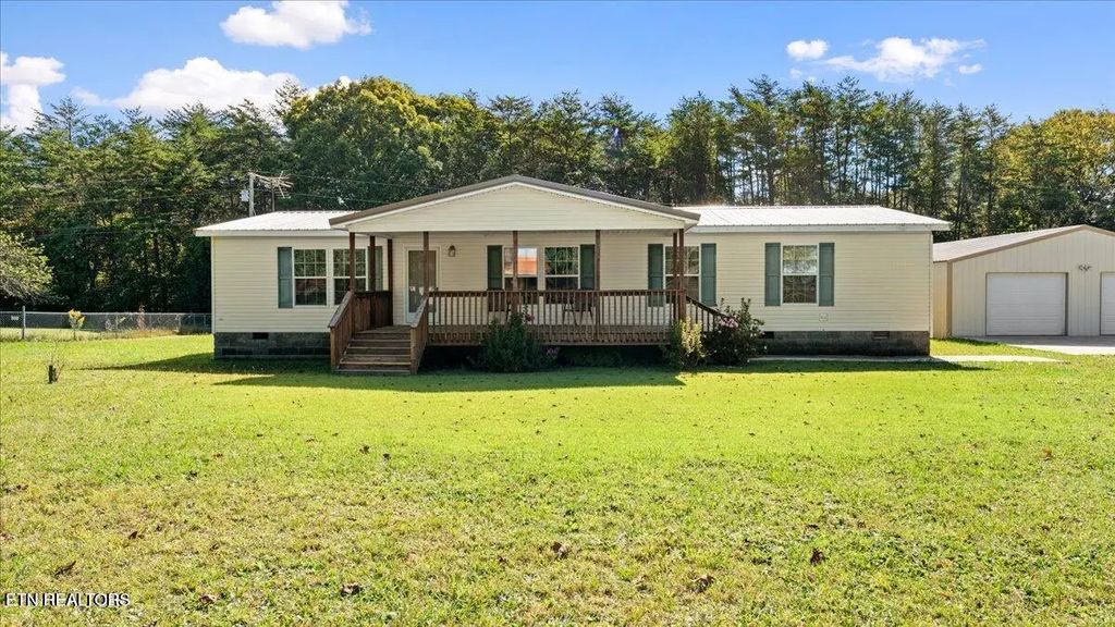 10985 Lantana Rd, Crossville