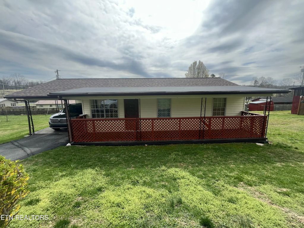 269 Warriors Path Rd, Ewing
