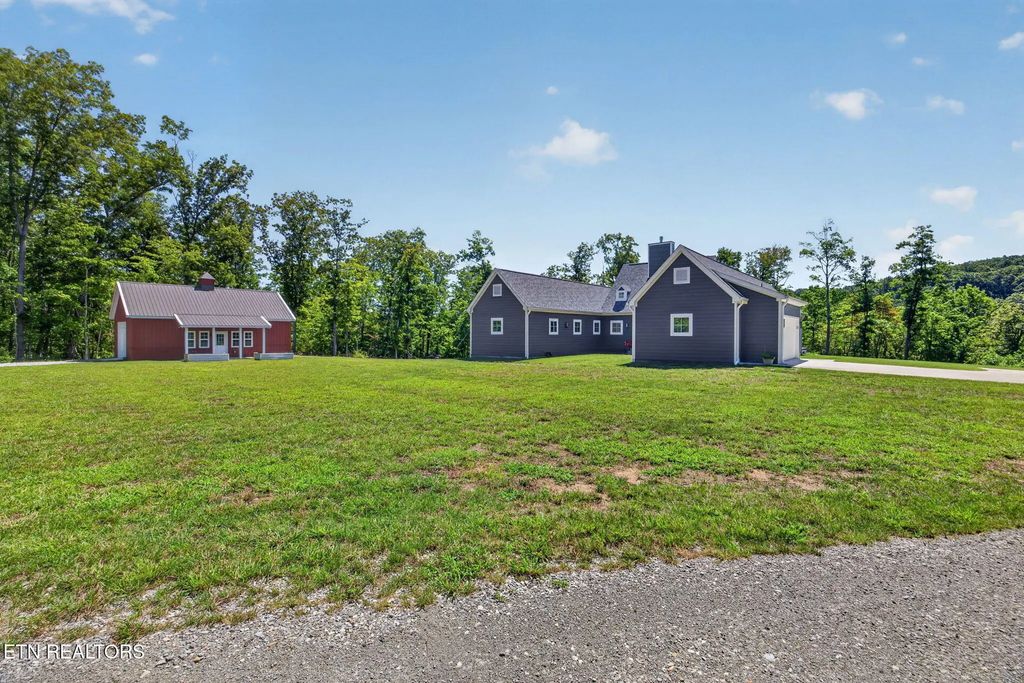 1499 Doe And Fawn Lane, Crawford